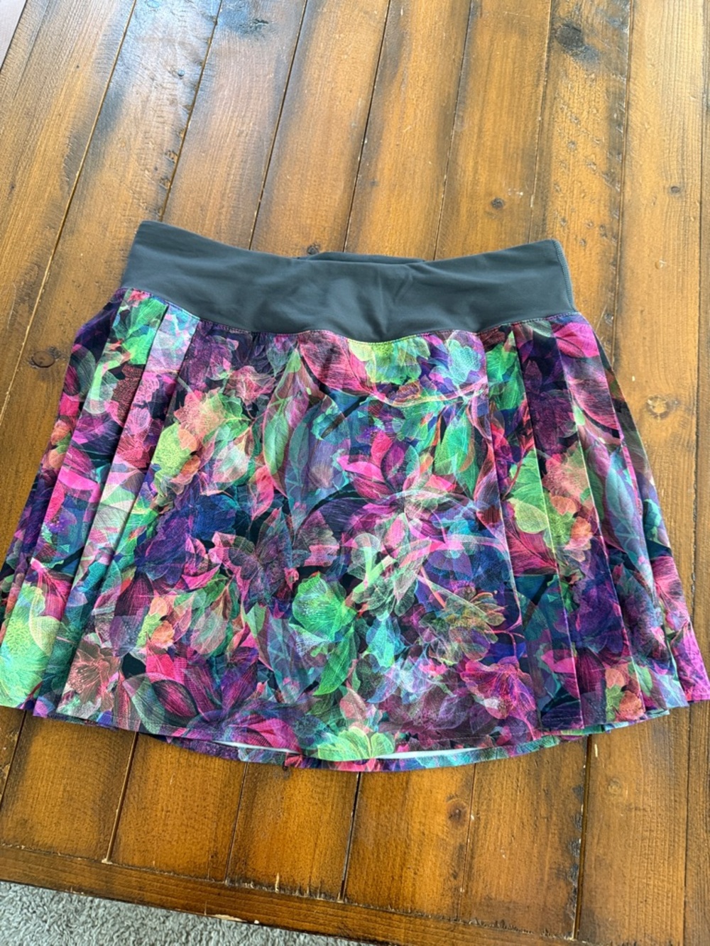 lululemon athletica Black-Waist Multicolor Floral Skater Skirt